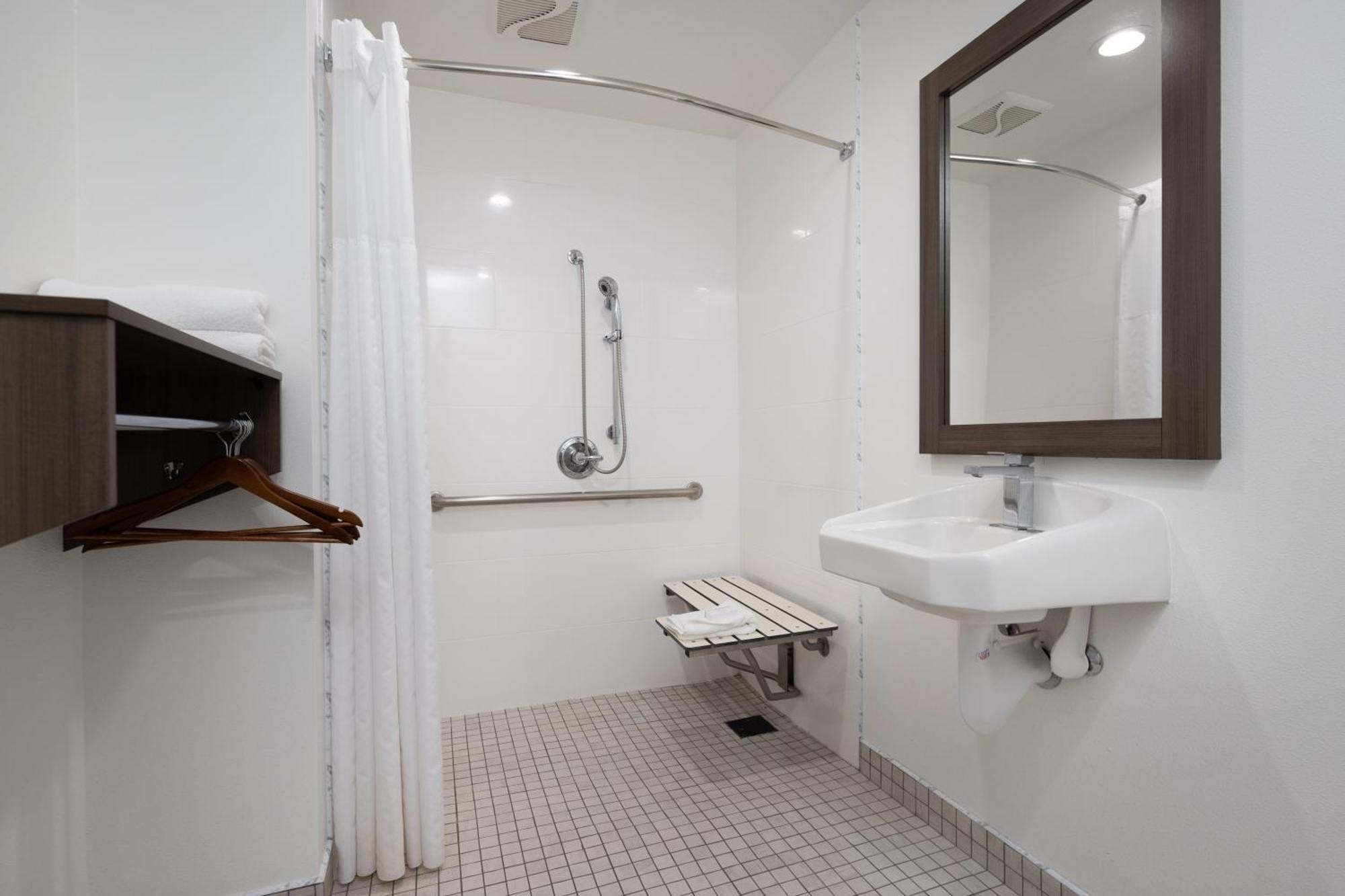 Days Inn By Wyndham Arroyo Grande Pismo Beach Εξωτερικό φωτογραφία