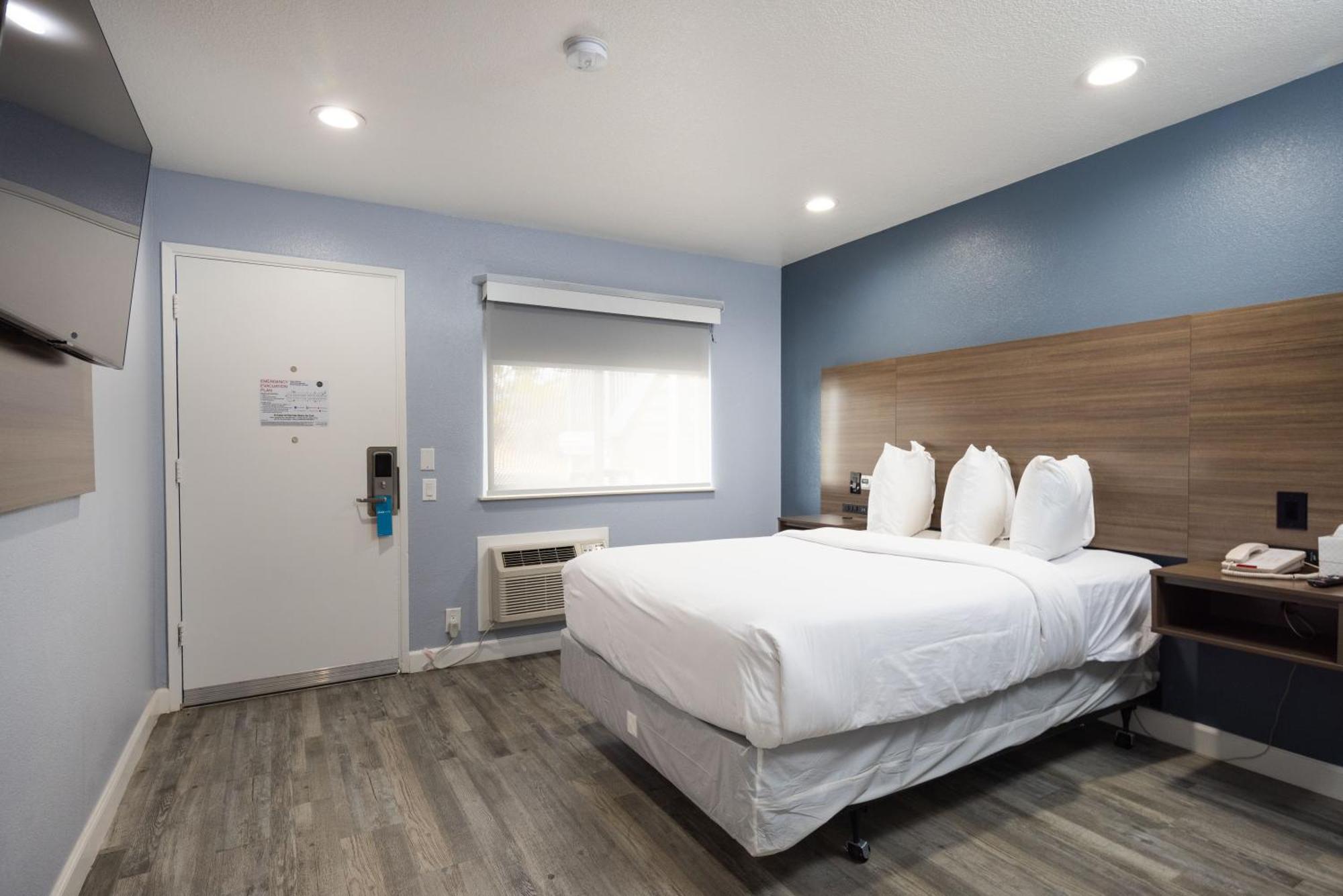 Days Inn By Wyndham Arroyo Grande Pismo Beach Δωμάτιο φωτογραφία